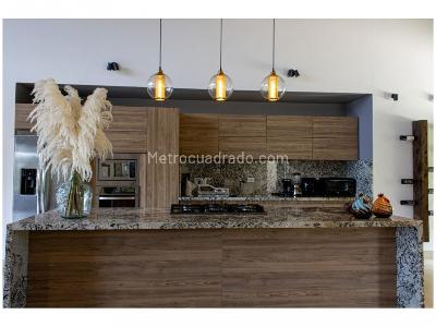 Casa de 4 alcobas en venta en Alto De Palmas, Envigado, 1630 m² · foto 3 de 18