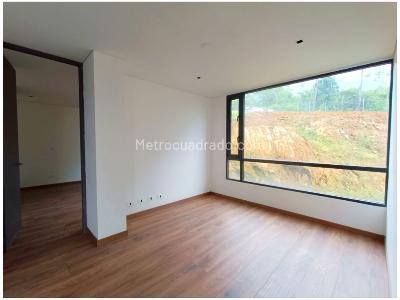 Apartamento de 3 alcobas en venta en Poblado Palmas, Medellín, 140 m² · foto 7 de 11