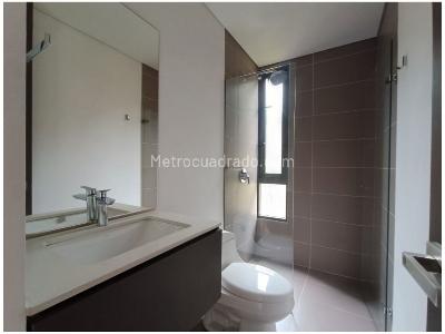 Apartamento de 3 alcobas en venta en Poblado Palmas, Medellín, 140 m² · foto 9 de 11