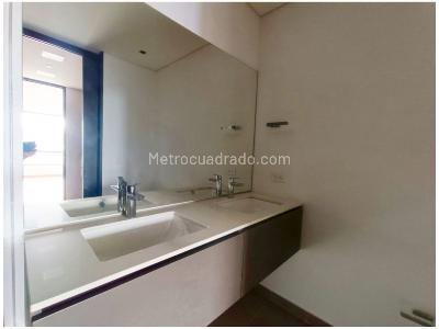 Apartamento de 3 alcobas en venta en Poblado Palmas, Medellín, 140 m² · foto 10 de 11