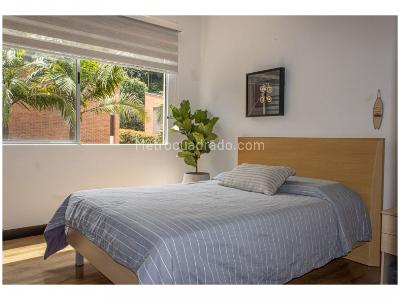 Casa de 4 alcobas en venta en Loma Del Escobero, Envigado, 650 m² · foto 10 de 15
