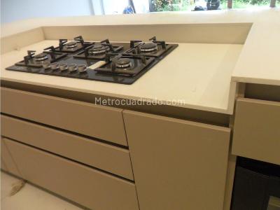 Casa de 4 alcobas en venta en Loma Del Chocho, Envigado, 298 m² · foto 5 de 12