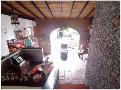Casa de 3 alcobas en venta en Simon Bolivar, Medellín, 232 m² · foto 10 de 17