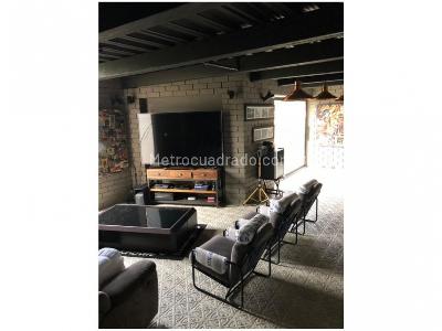 Casa de 3 alcobas en venta en Loma Del Escobero, Envigado, 2000 m² · foto 8 de 20