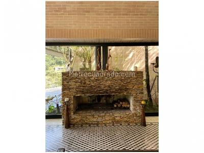 Casa de 3 alcobas en venta en Loma Del Escobero, Envigado, 2000 m² · foto 12 de 20