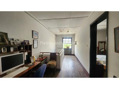 Casa de 4 alcobas en venta en Buenos Aires, Medellín, 340 m² · foto 15 de 20