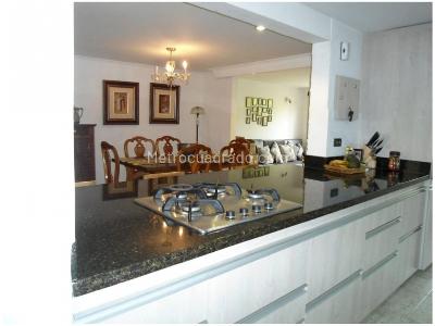 Casa de 3 alcobas en venta en Loma De Los Bernal, Medellín, 120 m² · foto 6 de 20