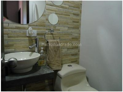 Casa de 3 alcobas en venta en Loma De Los Bernal, Medellín, 120 m² · foto 17 de 20