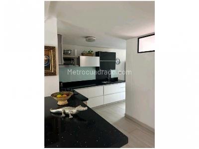 Casa de 3 alcobas en venta en La Sebastiana, Envigado, 227 m² · foto 7 de 19