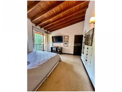 Casa de 3 alcobas en venta en La Sebastiana, Envigado, 227 m² · foto 15 de 19