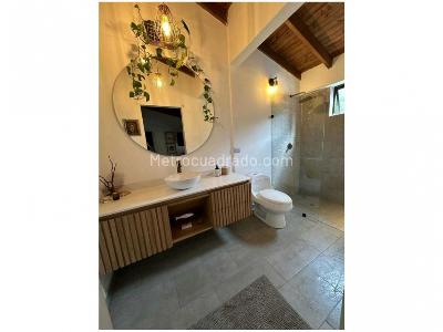 Casa de 3 alcobas en venta en La Sebastiana, Envigado, 227 m² · foto 17 de 19