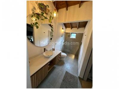 Casa de 3 alcobas en venta en La Sebastiana, Envigado, 227 m² · foto 19 de 19