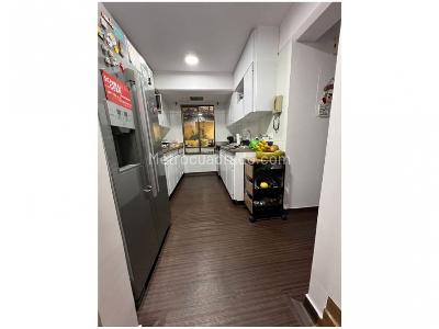 Casa de 3 alcobas en venta en Loma Del Chocho, Envigado, 186 m² · foto 5 de 20