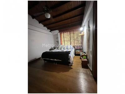 Casa de 3 alcobas en venta en Loma Del Chocho, Envigado, 186 m² · foto 17 de 20