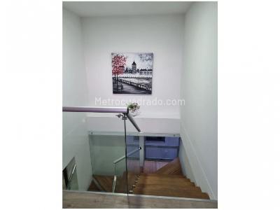 Apartamento de 4 alcobas en venta en Loma De Las Brujas, Envigado, 128 m² · foto 8 de 18