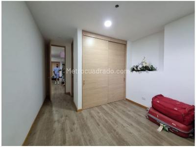 Apartamento de 4 alcobas en venta en Loma De Las Brujas, Envigado, 128 m² · foto 13 de 18