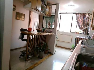 Apartamento de 3 alcobas en venta en Laureles, Medellín, 112 m² · foto 14 de 19