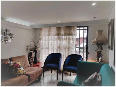 Casa de 4 alcobas en venta en Belen La Nubia, Medellín, 189 m² · foto 3 de 20