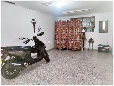 Casa de 4 alcobas en venta en Belen La Nubia, Medellín, 189 m² · foto 10 de 20