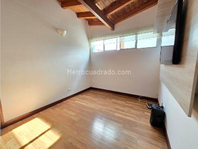 Casa de 3 alcobas en venta en Intermedia, Envigado, 198 m² · foto 14 de 20
