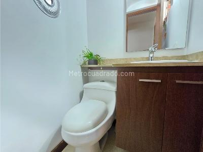 Casa de 3 alcobas en venta en Intermedia, Envigado, 198 m² · foto 17 de 20