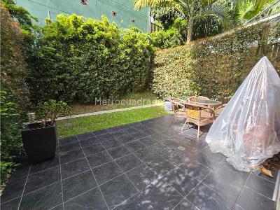Casa de 3 alcobas en venta en Intermedia, Envigado, 198 m² · foto 20 de 20
