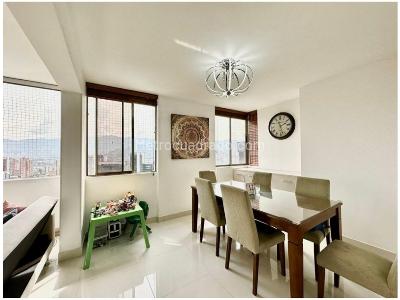 Apartamento en venta en Milla De Oro, Medellín · foto 2 de 12
