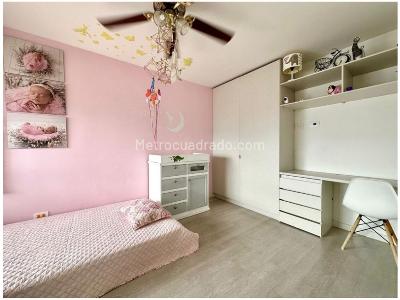 Apartamento en venta en Milla De Oro, Medellín · foto 8 de 12