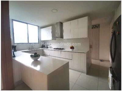 Apartamento en venta en Altos Del Poblado, Medellín · foto 17 de 20