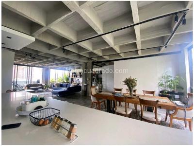 Apartamento de 4 alcobas en venta en Poblado Sector Campestre, Medellín, 230 m² · foto 4 de 15