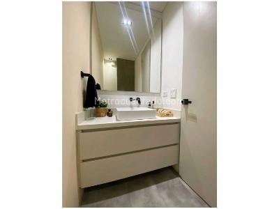 Apartamento de 4 alcobas en venta en Poblado Sector Campestre, Medellín, 230 m² · foto 11 de 15
