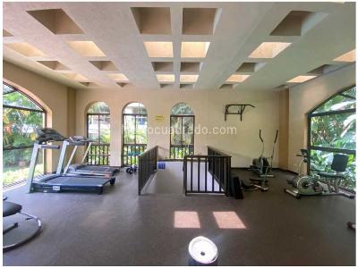 Apartamento de 4 alcobas en venta en Poblado Sector Campestre, Medellín, 230 m² · foto 13 de 15
