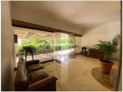 Apartamento de 4 alcobas en venta en Poblado Sector Campestre, Medellín, 230 m² · foto 15 de 15