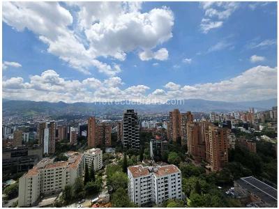 Apartamento de 3 alcobas en venta en El Poblado Loma De Los Parra, Medellín, 188 m² · foto 15 de 20