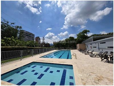 Apartamento de 3 alcobas en venta en El Poblado Loma De Los Parra, Medellín, 188 m² · foto 20 de 20