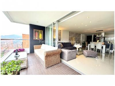 Apartamento de 3 alcobas en venta en Loma De Las Brujas, Envigado, 137 m² · foto 3 de 20
