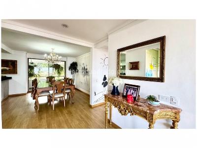 Apartamento de 3 alcobas en venta en El Poblado El Tesoro, Medellín, 160 m² · foto 8 de 20