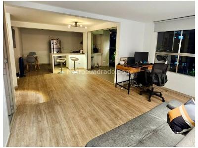 Apartamento en venta en Loma De Los Bernal, Medellín · foto 3 de 9