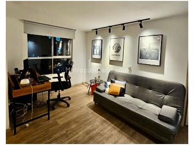 Apartamento en venta en Loma De Los Bernal, Medellín · foto 6 de 9