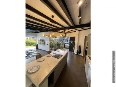 Casa de 4 alcobas en venta en Las Lomitas, Sabaneta, 315 m² · foto 8 de 20