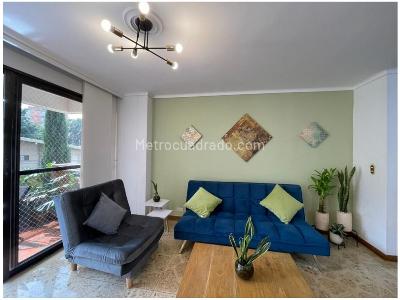 Apartamento de 3 alcobas en venta en Lorena, Medellín, 141 m² · foto 4 de 17