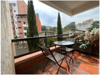 Apartamento de 3 alcobas en venta en Lorena, Medellín, 141 m² · foto 8 de 17