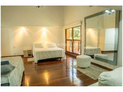 Casa de 4 alcobas en venta en La Calera, Medellín, 800 m² · foto 19 de 20