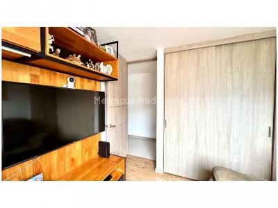 Apartamento de 3 alcobas en venta en Loma De San Jose, Sabaneta, 98 m² · foto 6 de 11