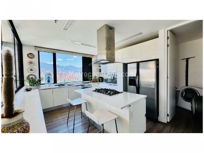 Apartamento de 3 alcobas en venta en Poblado Los Balsos, Medellín, 330 m² · foto 6 de 20