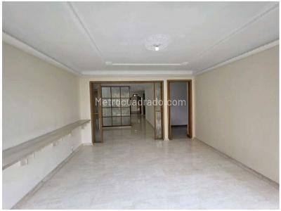 Apartamento de 4 alcobas en venta en Poblado Sector La Tomatera, Medellín, 260 m² · foto 17 de 20