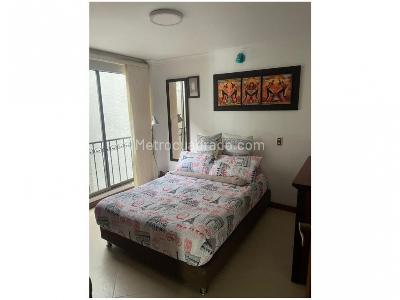 Casa de 4 alcobas en venta en Loma De San Jose, Sabaneta, 370 m² · foto 13 de 16