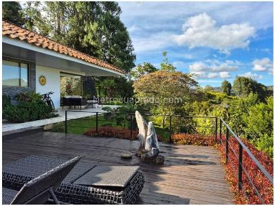 Casa de 3 alcobas en venta en Loma Del Escobero, Envigado · foto 11 de 20