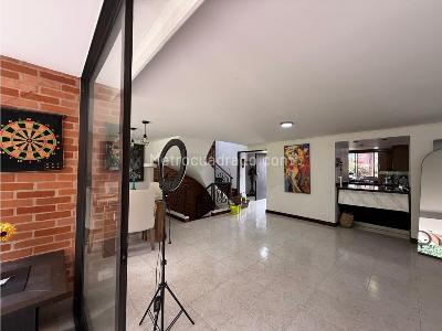 Casa en venta en Loma De Las Brujas, Envigado · foto 5 de 20