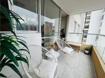 Apartamento en venta en Suramerica, Itagüí · foto 3 de 20
